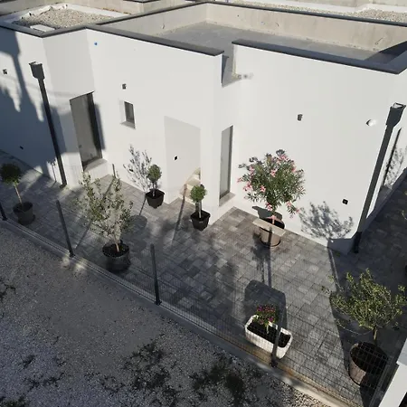 Appartamento Matea Pool House *