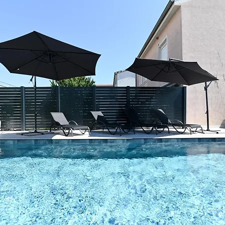 Villa Matea Pool House *