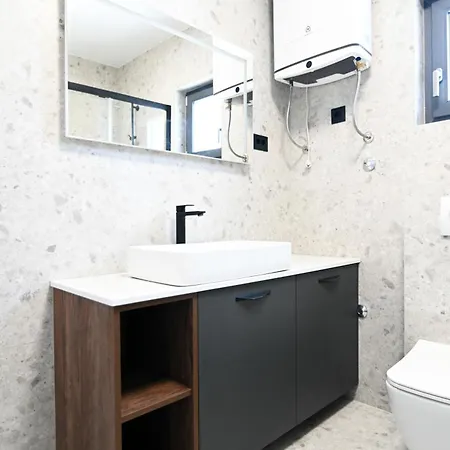 Matea Pool House 자다르