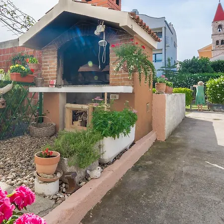 Villa Matea Pool House 公寓
